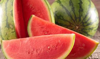 Los cinco beneficios poco conocidos de comer sandía
