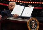 Los principales decretos que firmó Trump en su primer día como presidente