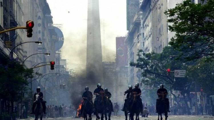 A 20 años del estallido anunciado.